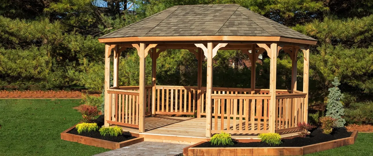 Чем обработать деревянную беседку на улице